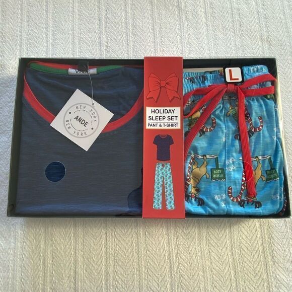 ANDE Holiday Men’s Pant and T-Shirt Sleep Set - Comical Reindeer - Picture 2 of 8